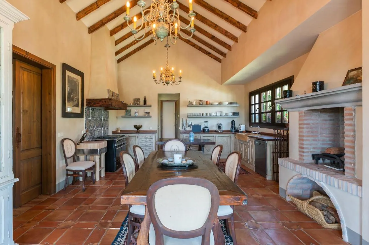 Villa Casa Sol. Encantadora Villa Con Piscina ماربيا